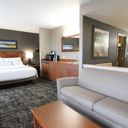 Casper C\'Mon Inn Hotel & Suites