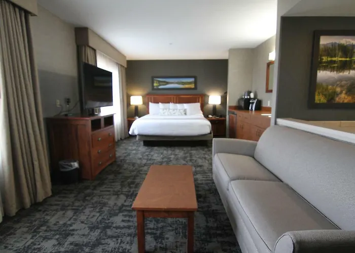 Casper C'mon & Hotel